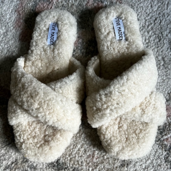 Steve Madden Shearling Slide Sandals - Picture 2 of 4